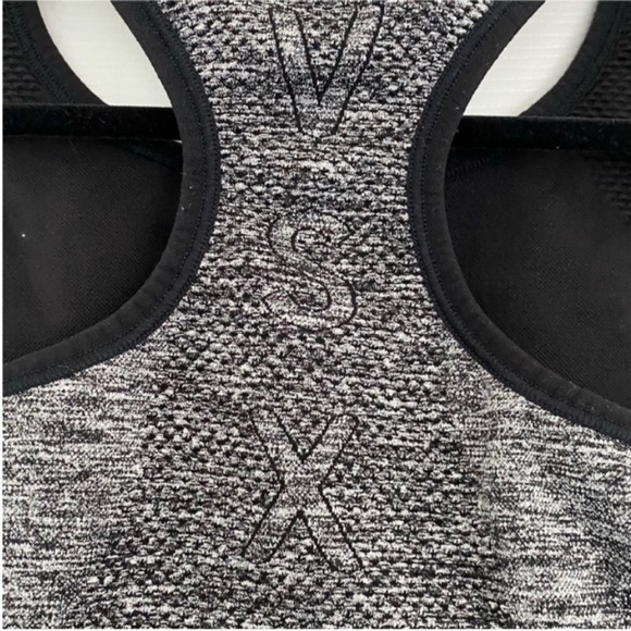 VSX reversible sports bra - Picture 3 of 3